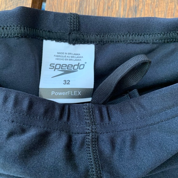 NWT Speedo Competitive Swimwear Size 32 Blue Stripe - Picture 4 of 12